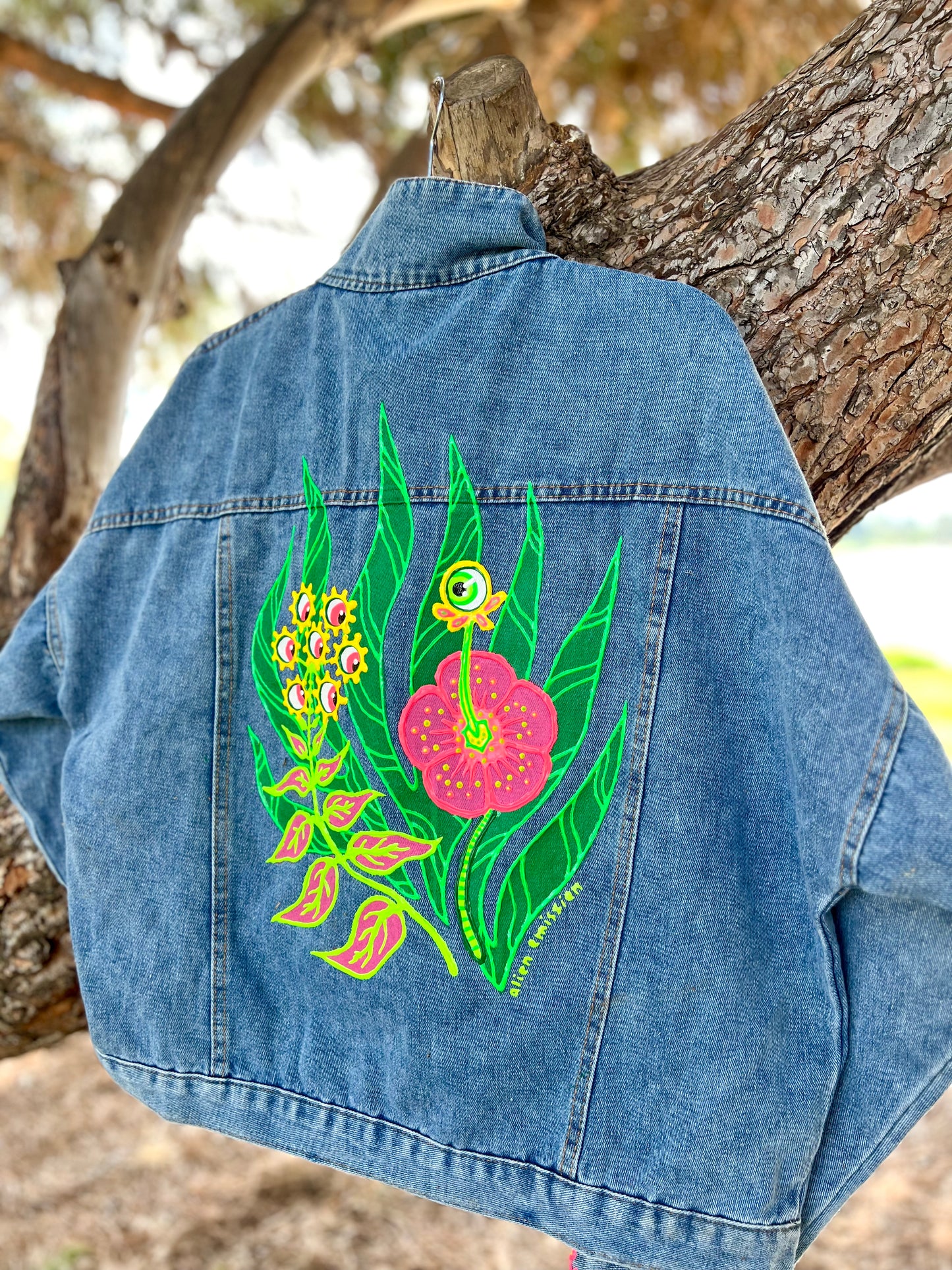 ALIEN FLORA hand-painted denim jacket