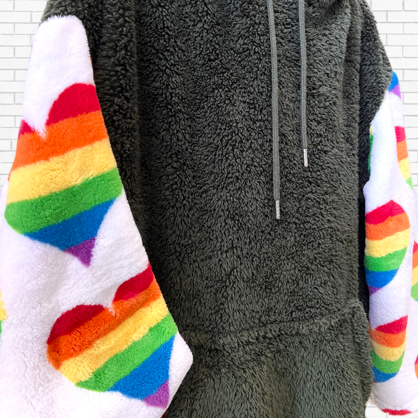 "Fuzzy Rainbow Love" size XL